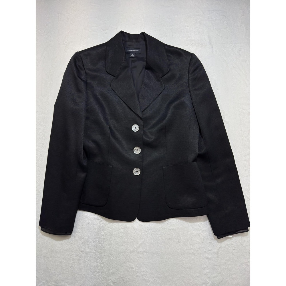 Banana‎ Republic Blazer Womens 10 Black Wool Silk Three Button Short Jacket
